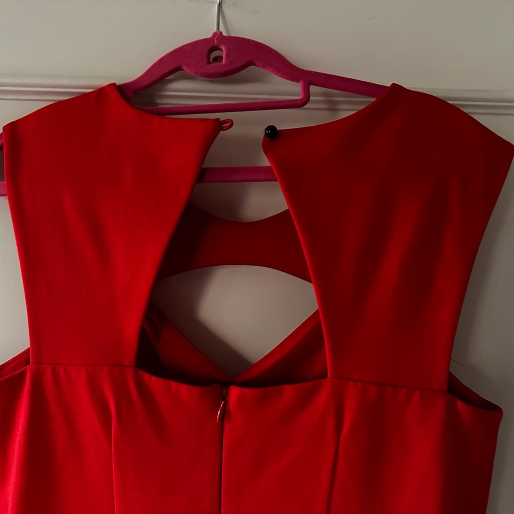 Dress - Picture 2 of 3